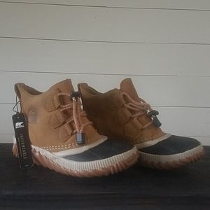 Youth Sorel Waterproof Out-N-About Rain Boot